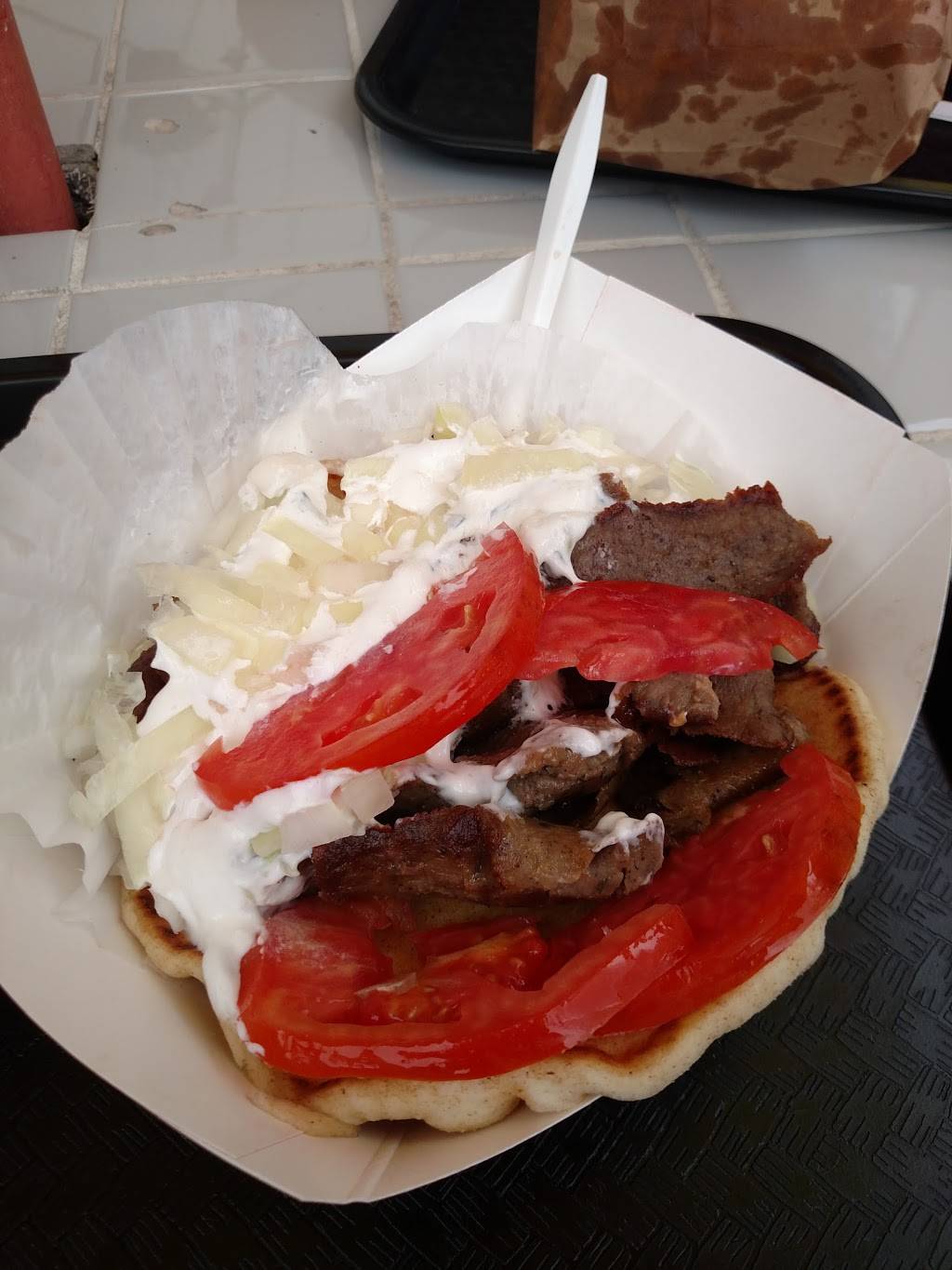 Byrons Hotdogs | restaurant | 1017 W Irving Park Rd, Chicago, IL 60613, USA | 7732817474 OR +1 773-281-7474