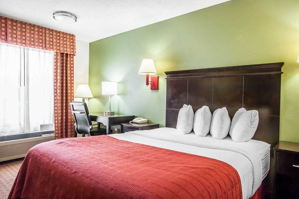 Quality Inn Savannah South | restaurant | 1645 Pickwick St Hwy. 128 S, Savannah, TN 38372, USA | 7319254141 OR +1 731-925-4141