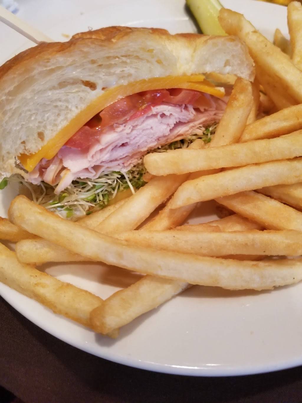 Cheesecakes Unlimited | restaurant | 1135 Pine St, Redding, CA 96001, USA | 5302241775 OR +1 530-224-1775