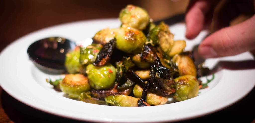 Local 22 Kitchen & Bar | restaurant | 2200 W Main St, Durham, NC 27705, USA | 9192869755 OR +1 919-286-9755