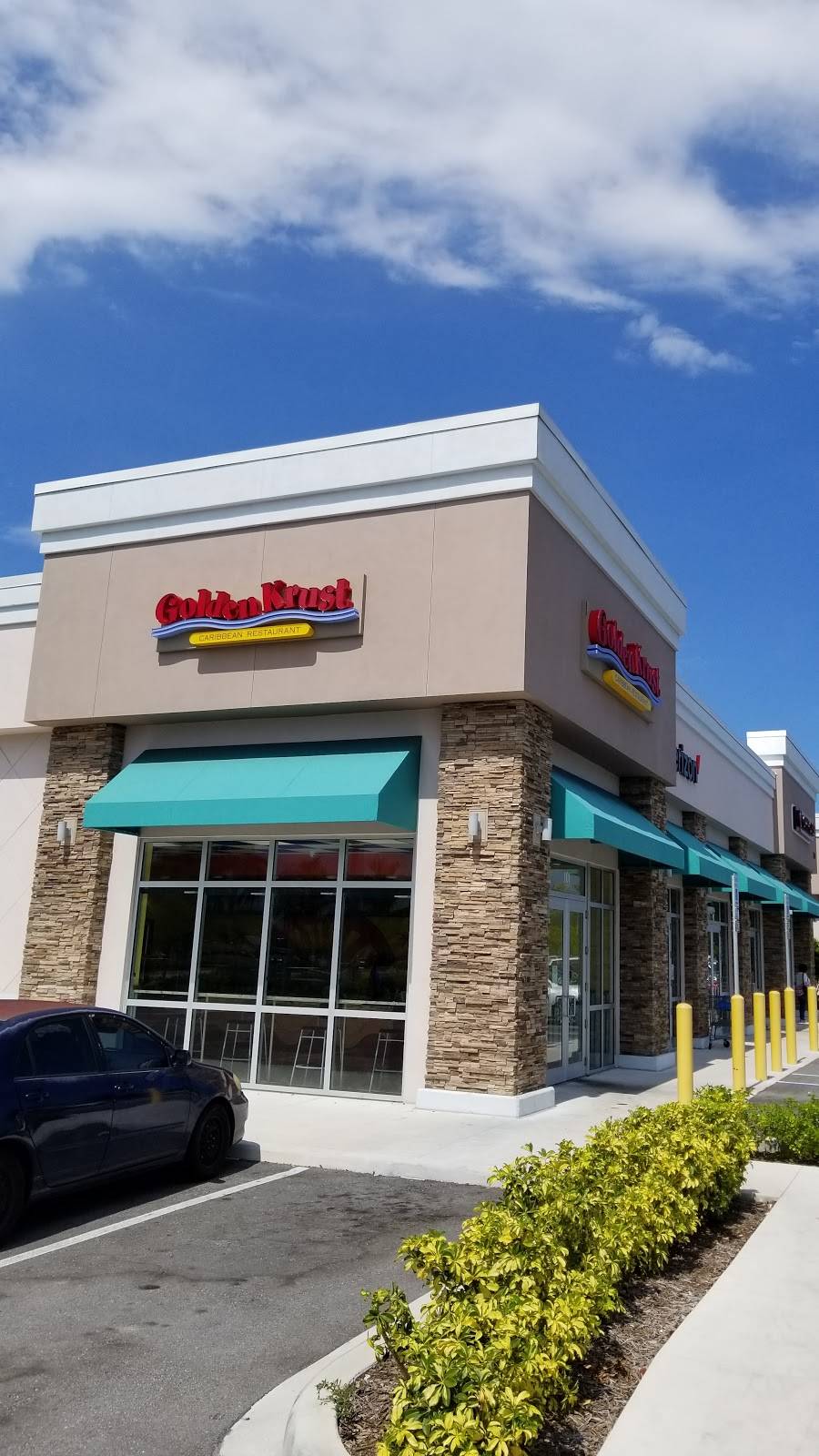 Golden Krust Caribbean Restaurant | bakery | 2610 W Broward Blvd #11, Fort Lauderdale, FL 33312, USA | 9543062548 OR +1 954-306-2548