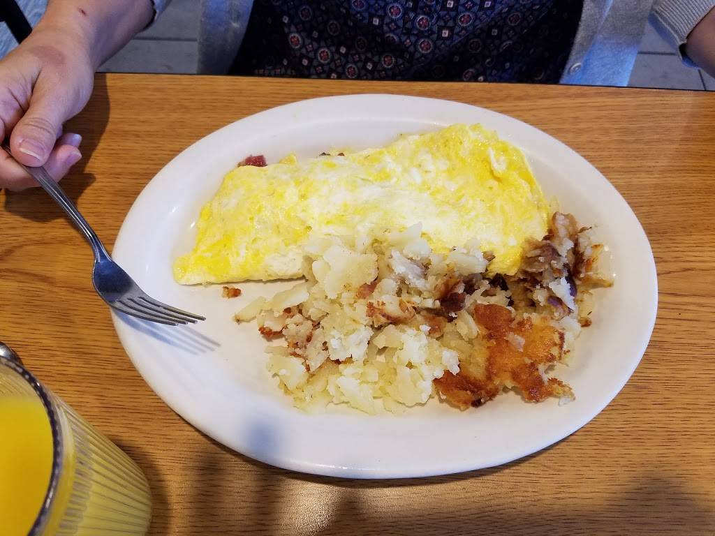 Allens Bristol Street Cafe | restaurant | 500 W Bristol St, Elkhart, IN 46514, USA | 5742629119 OR +1 574-262-9119