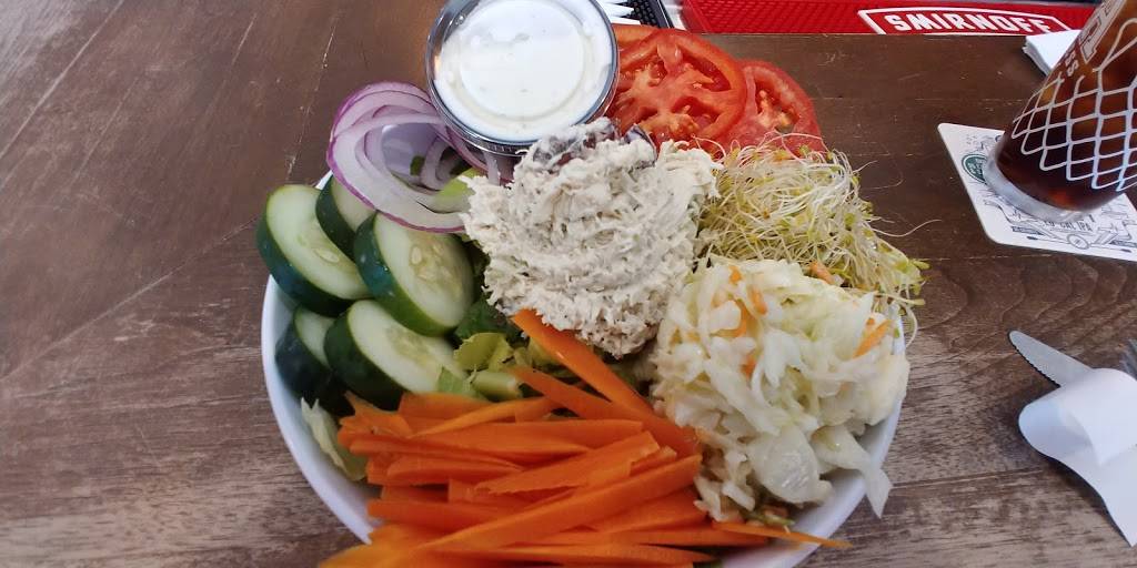 Arenas Deli & Bar | restaurant | 168 E Main St, Newark, DE 19711, USA | 3024541900 OR +1 302-454-1900