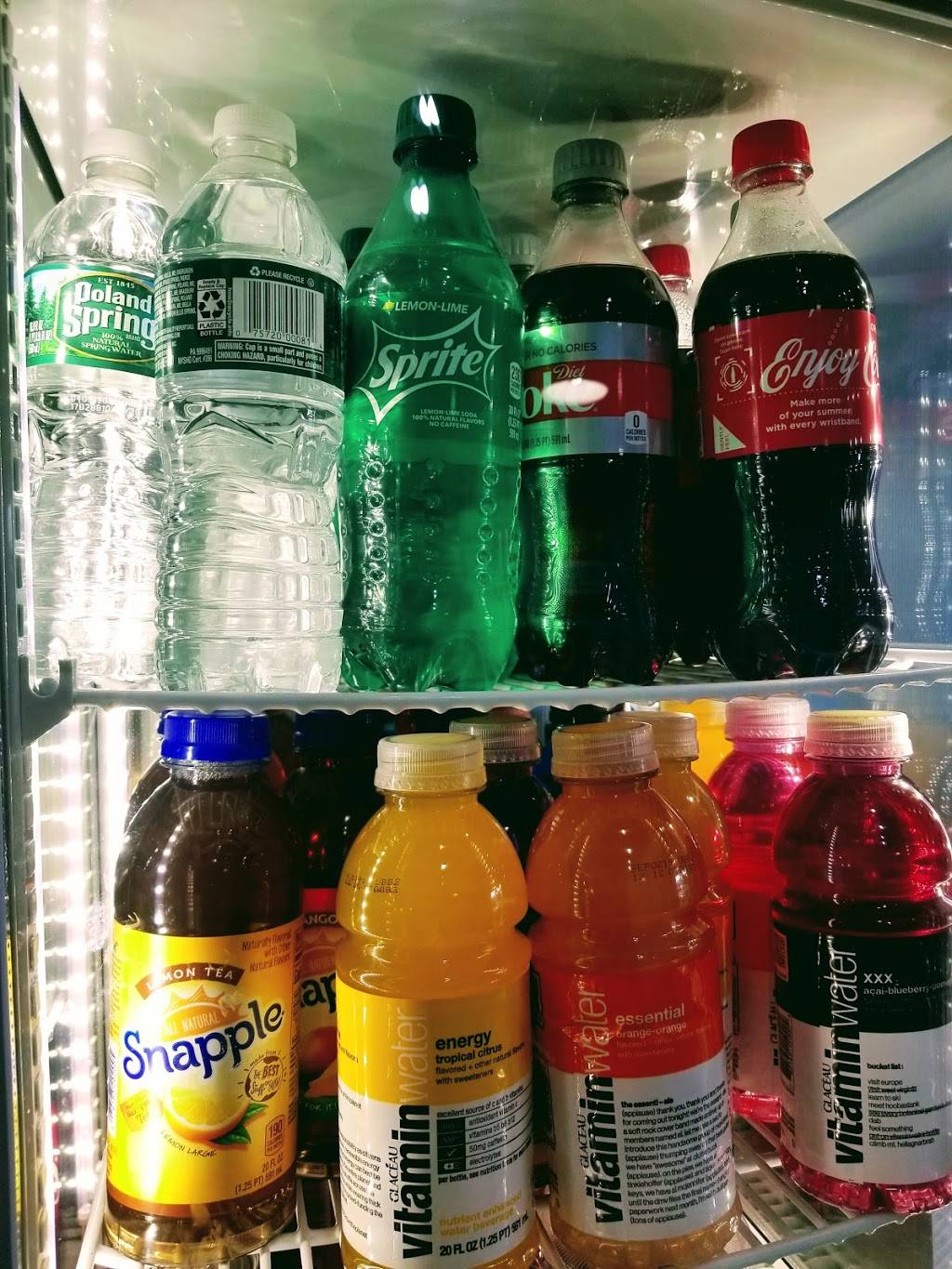 Long Island Smoothie Cafe | meal delivery | 582 Stewart Ave, Bethpage, NY 11714, USA | 5165130391 OR +1 516-513-0391