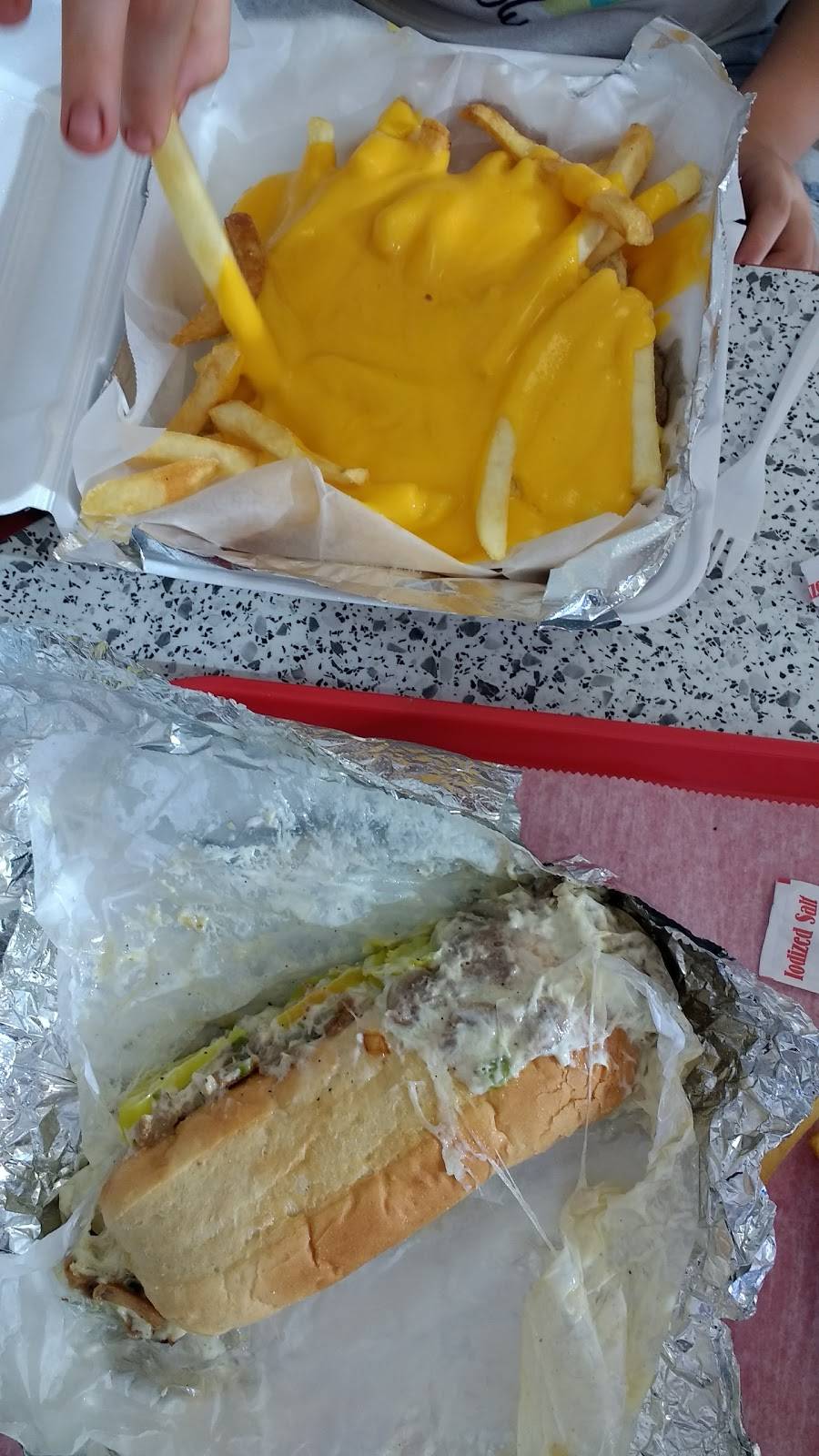 Chi Towns Finest | restaurant | 500 W Jefferson St, Springfield, IL 62702, USA | 2175238007 OR +1 217-523-8007