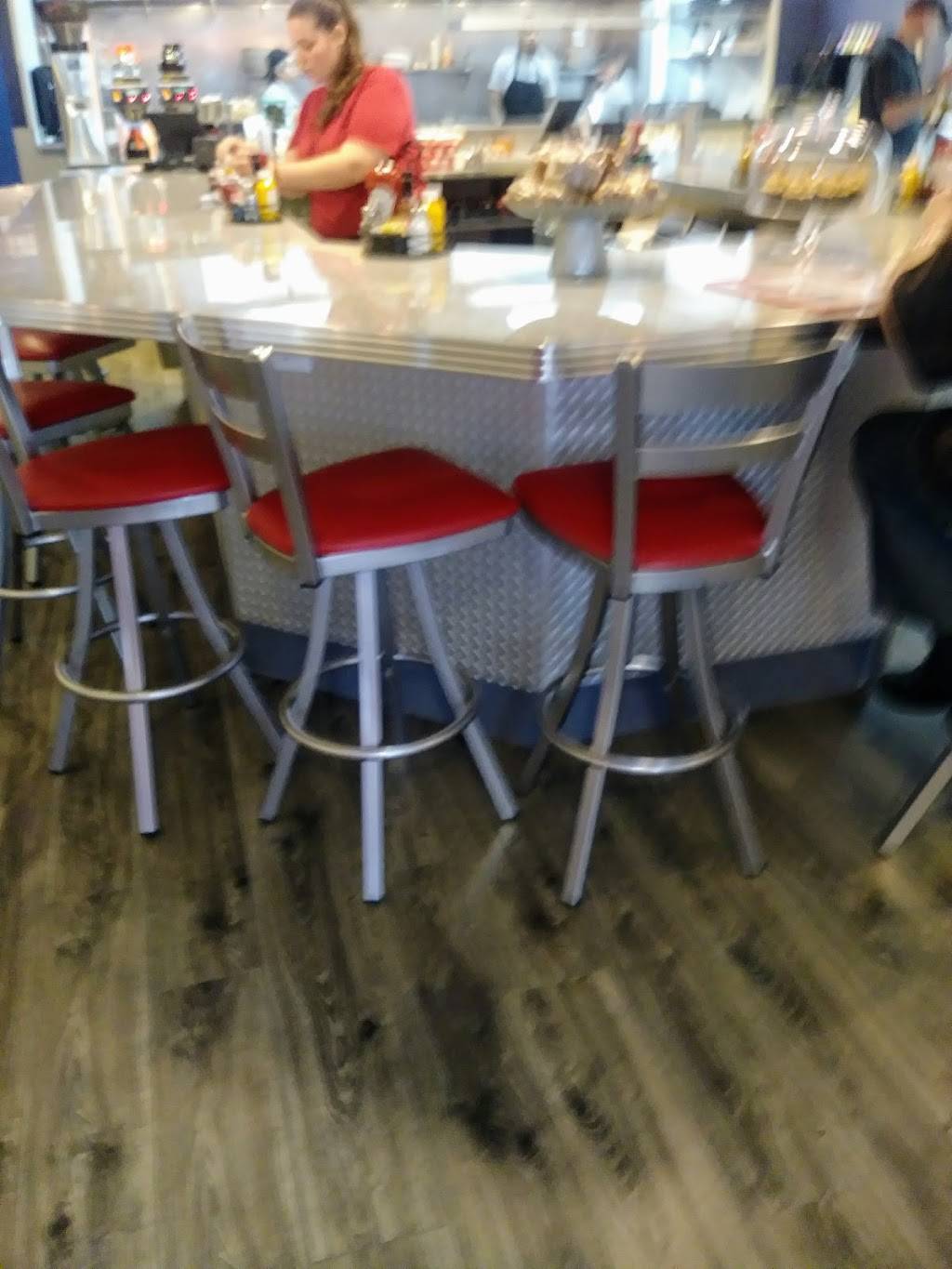 Delaneys Diner | restaurant | 6150 E Main St, Columbus, OH 43213, USA | 6146262006 OR +1 614-626-2006