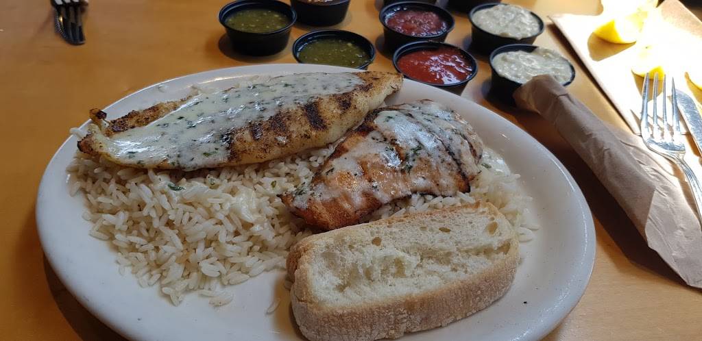 California Fish Grill | restaurant | 5675 E La Palma Ave, Anaheim, CA 92807, USA | 7147775710 OR +1 714-777-5710