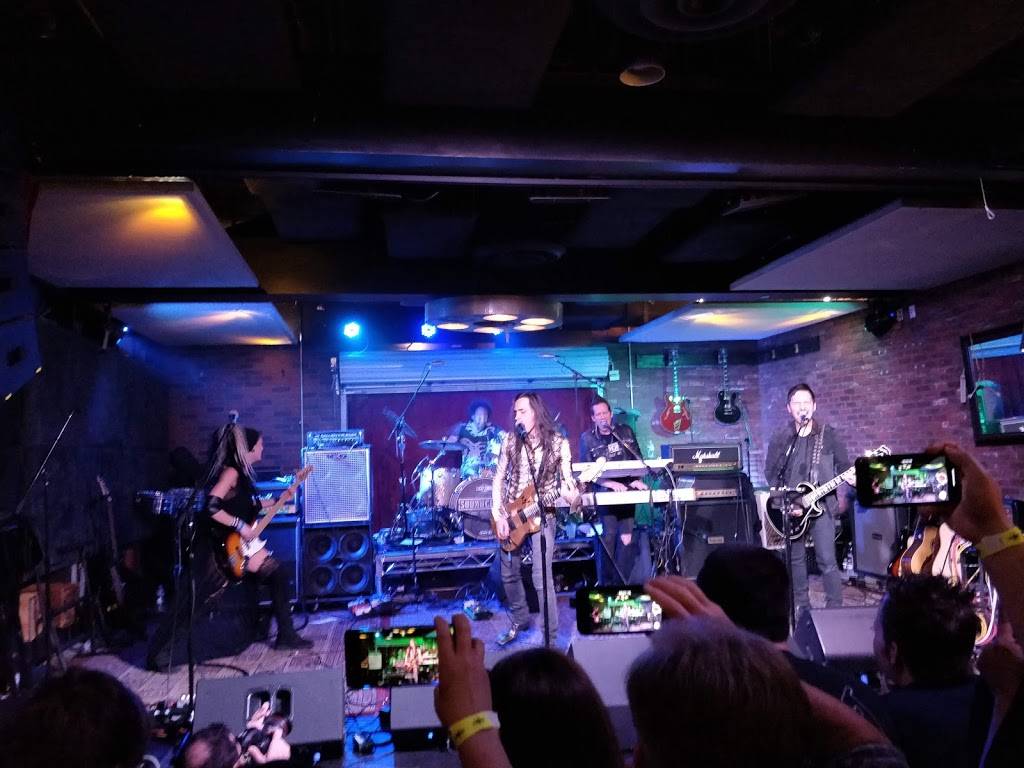 Lucky Strike Live | night club | 6801 Hollywood Blvd, Hollywood, CA 90028, USA | 3234677776 OR +1 323-467-7776