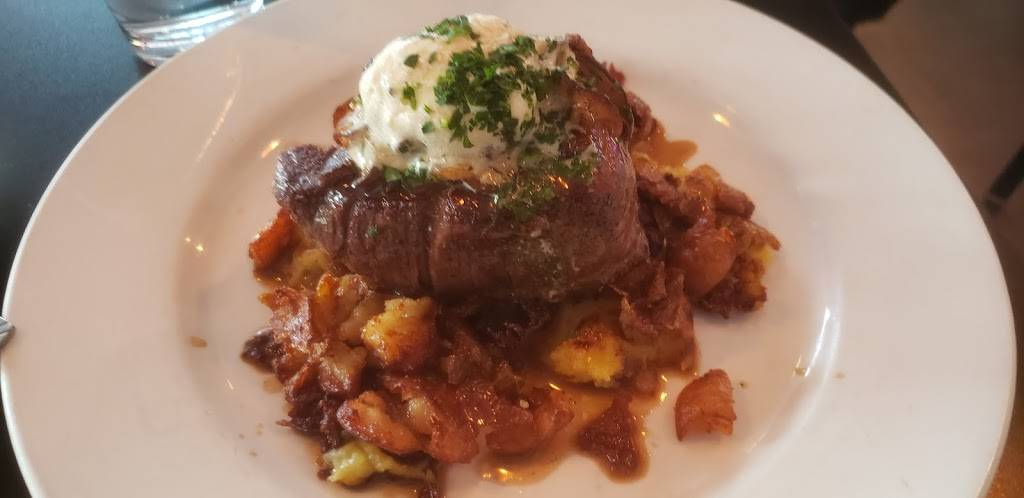 Linn Street Dive | restaurant | 117 N Linn St, Iowa City, IA 52245, USA | 3193541001 OR +1 319-354-1001