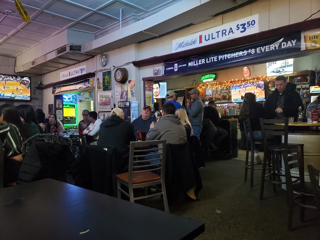 Dugout Bar | restaurant | 621 Virginia Ave, Indianapolis, IN 46203, USA | 3179161514 OR +1 317-916-1514