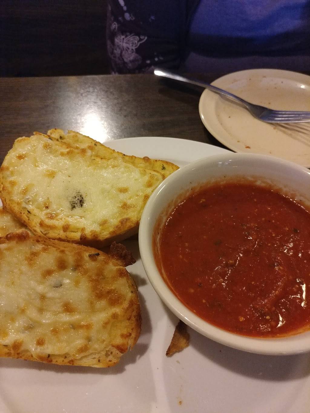 Carbones Pizzeria | meal delivery | 810 Lake St S, Forest Lake, MN 55025, USA | 6514647570 OR +1 651-464-7570