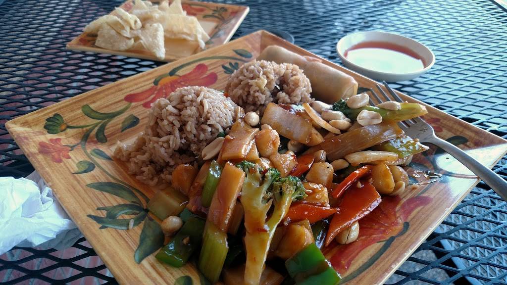 Asian Island Chinese Cuisine | restaurant | 14870 N Northsight Blvd Ste 103, Scottsdale, AZ 85260, USA | 4804833323 OR +1 480-483-3323