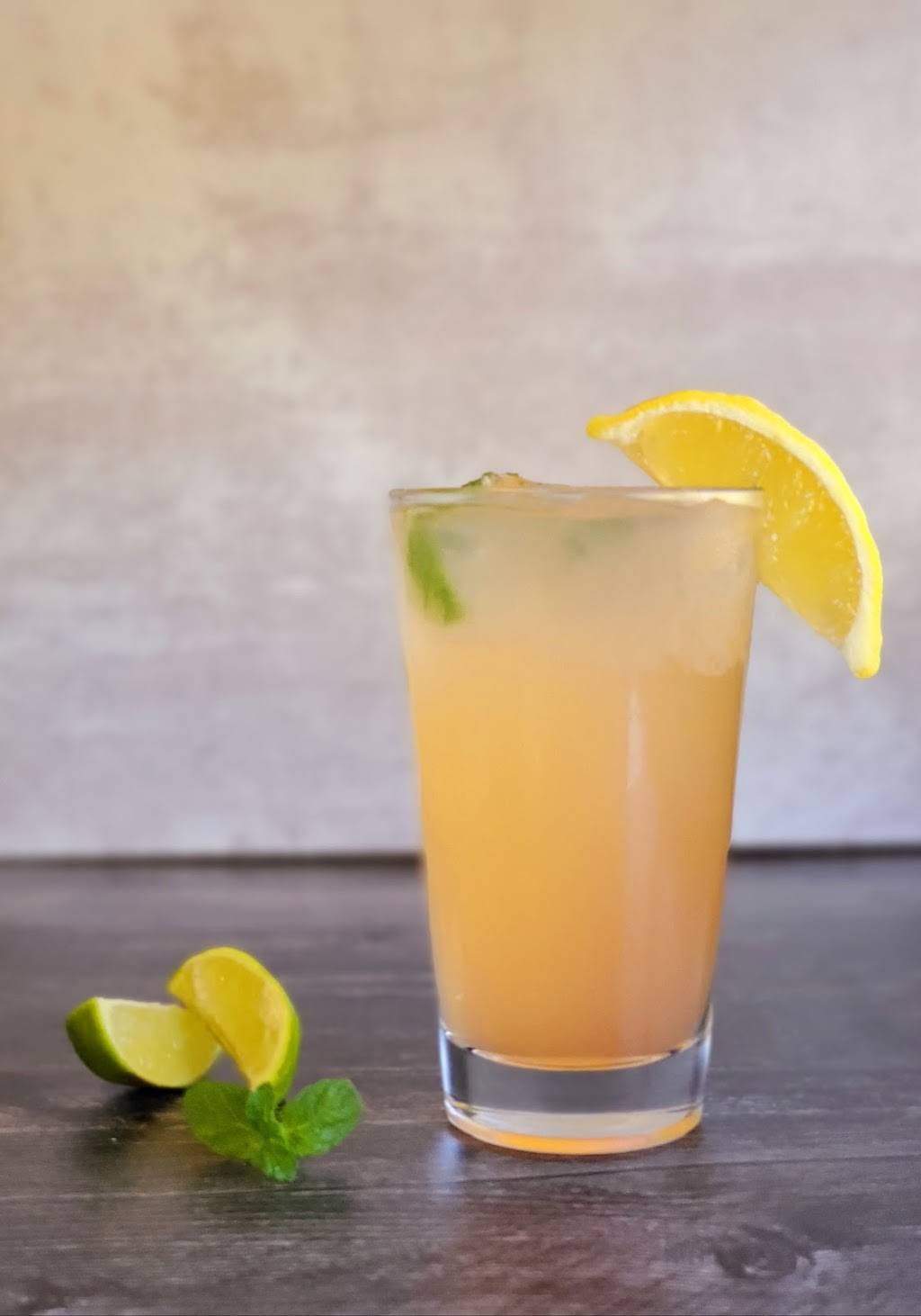 Oak Valley Diner | restaurant | 1888 Golf Club Dr, Beaumont, CA 92223, USA | 9518451922 OR +1 951-845-1922