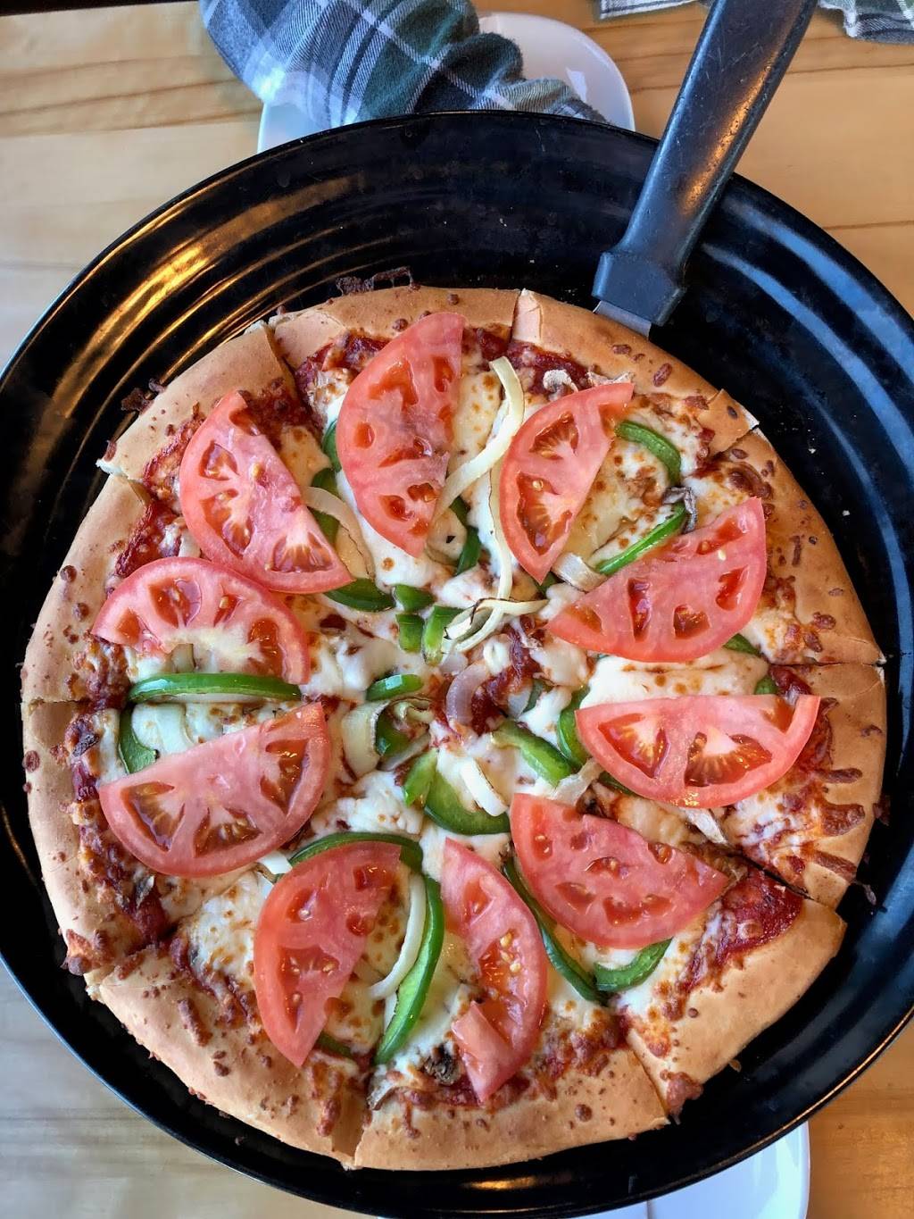 Boston Pizza | restaurant | 771 Erie St Unit A, Stratford, ON N4Z 1A1, Canada | 5192710074 OR +1 519-271-0074