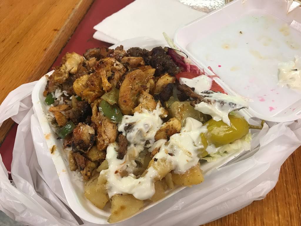 Cheminée Perse | restaurant | 6700 Chemin de la Côte-des-Neiges, Montréal, QC H3S 2B2, Canada | 5145649790 OR +1 514-564-9790