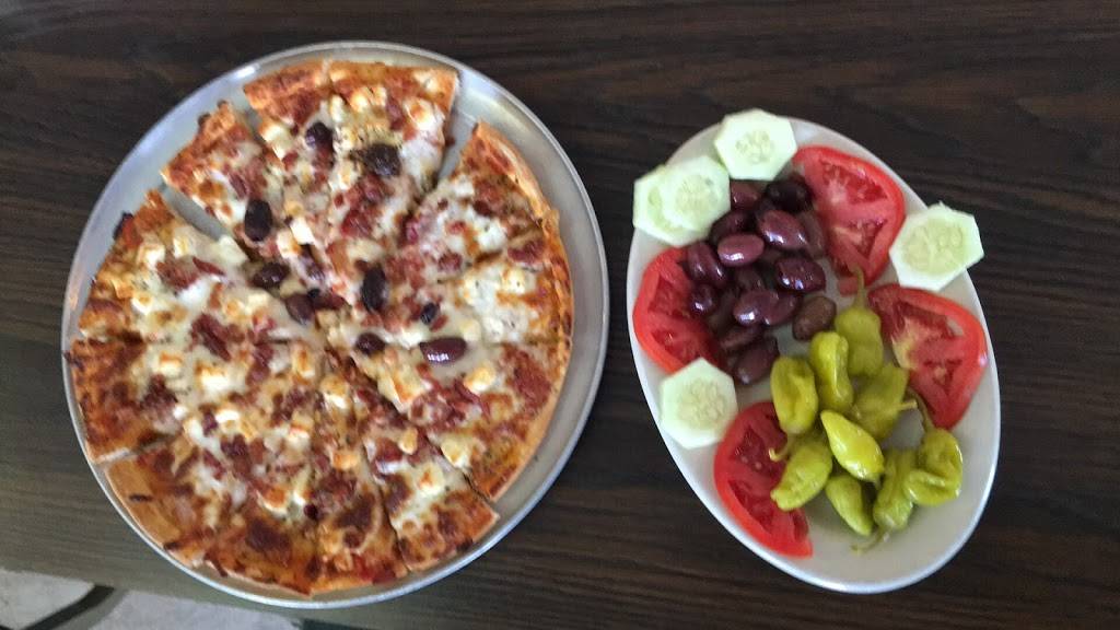 Nicholas Greek - Italian Restaurant | restaurant | 915 N Jackson St, Tullahoma, TN 37388, USA | 9314556666 OR +1 931-455-6666