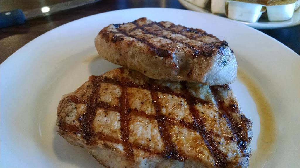 Lakeshore Eatery | restaurant | 7272 Lakeshore Blvd, Mentor, OH 44060, USA | 4409463333 OR +1 440-946-3333