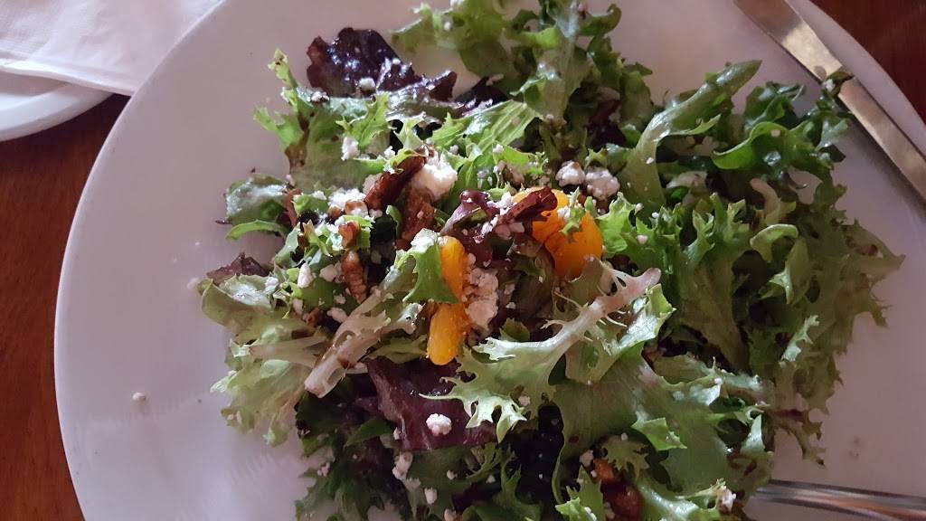 Gordon and Purdys | restaurant | 17136 WA-410, Sumner, WA 98391, USA | 2537504756 OR +1 253-750-4756