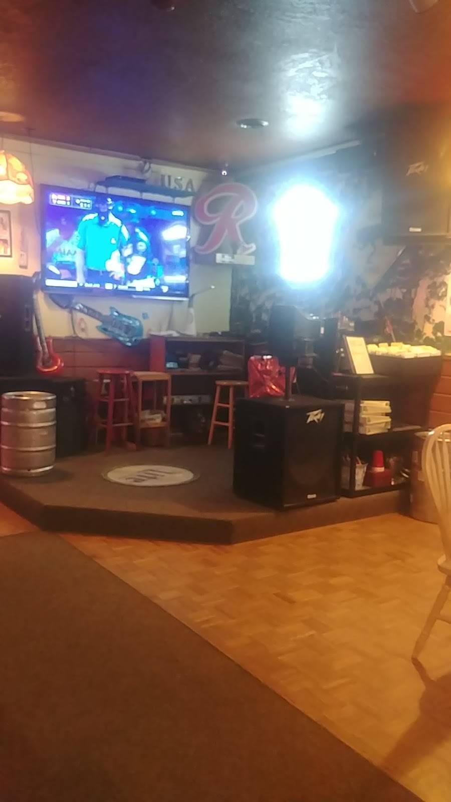 Krosswalk Pub | restaurant | 322 N Olympic Ave, Arlington, WA 98223, USA | 3604037333 OR +1 360-403-7333