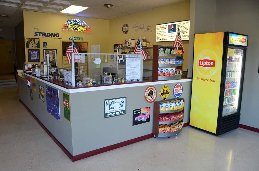 Madison Street Subs | restaurant | 116 Madison St, Walworth, WI 53184, USA | 2623944111 OR +1 262-394-4111