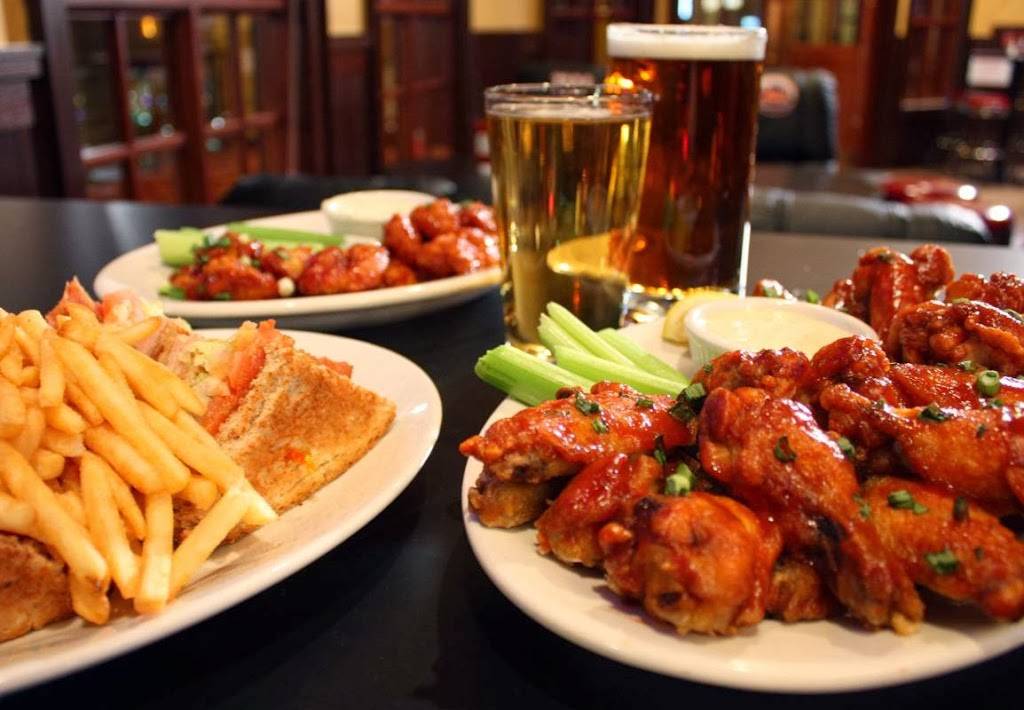 Wicked Good Bar & Grill | restaurant | 100 Twin River Rd, Lincoln, RI 02865, USA | 4014758600 OR +1 401-475-8600