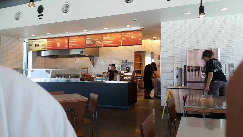 Chipotle Mexican Grill | restaurant | 569 H St, Chula Vista, CA 91910, USA | 6197615847 OR +1 619-761-5847
