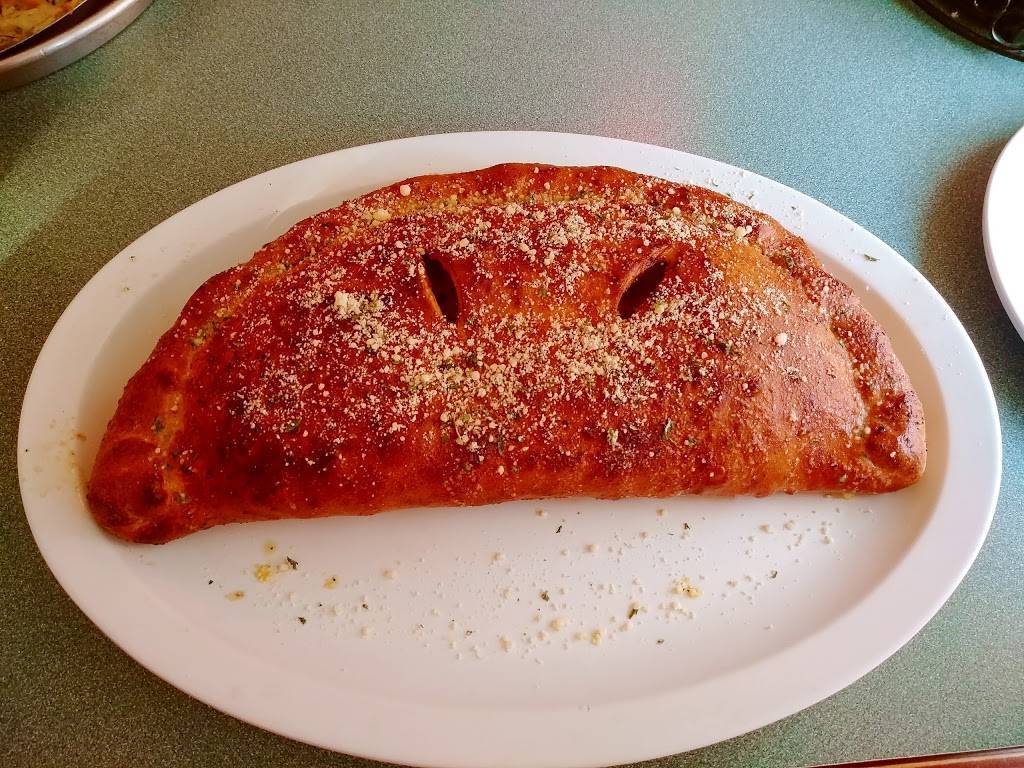 Sammys Pizzeria | restaurant | 2145 Noblestown Rd, Pittsburgh, PA 15205, USA | 4129283020 OR +1 412-928-3020