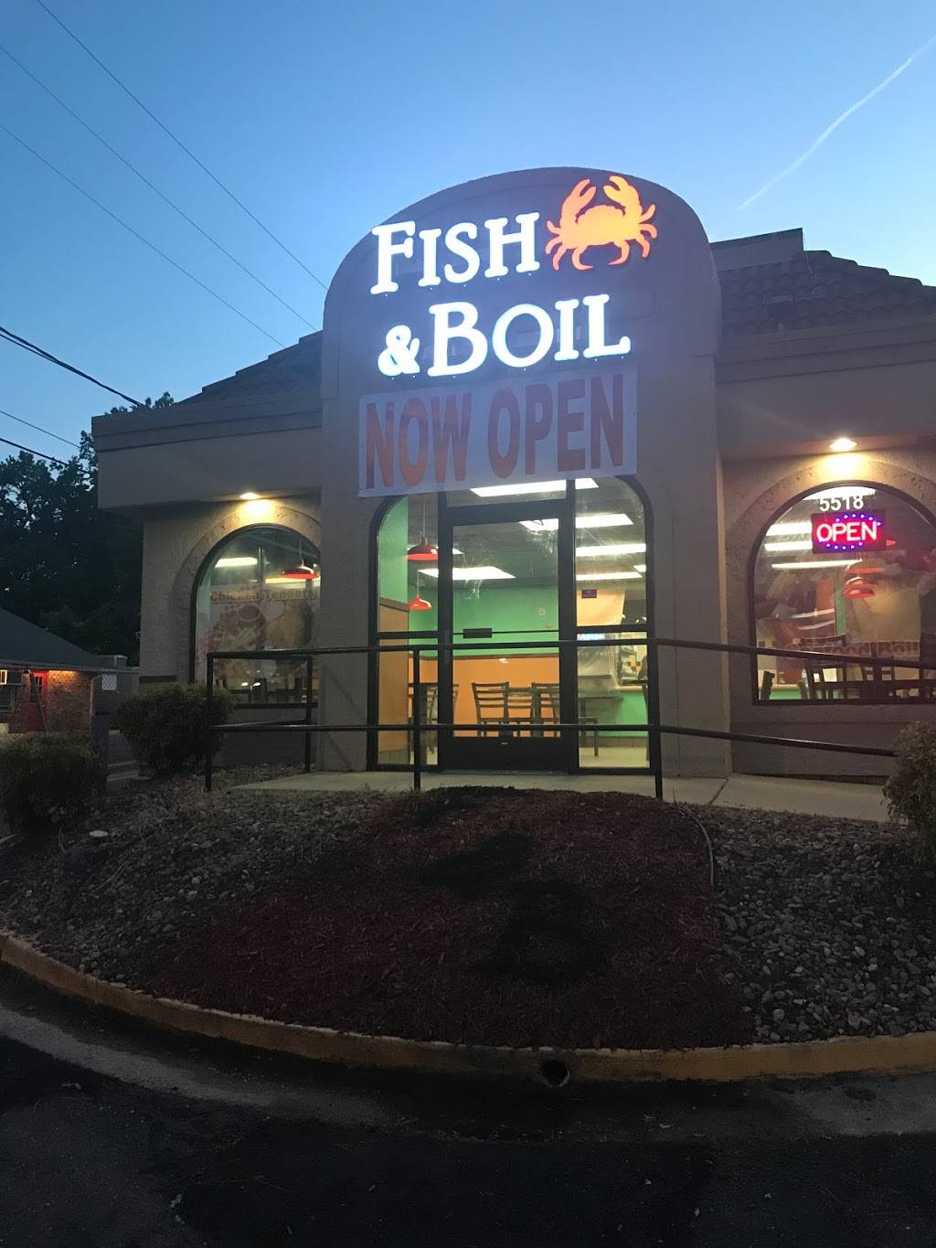 FishBoil | restaurant | 5518 South Blvd, Charlotte, NC 28217, USA | 9809995012 OR +1 980-999-5012