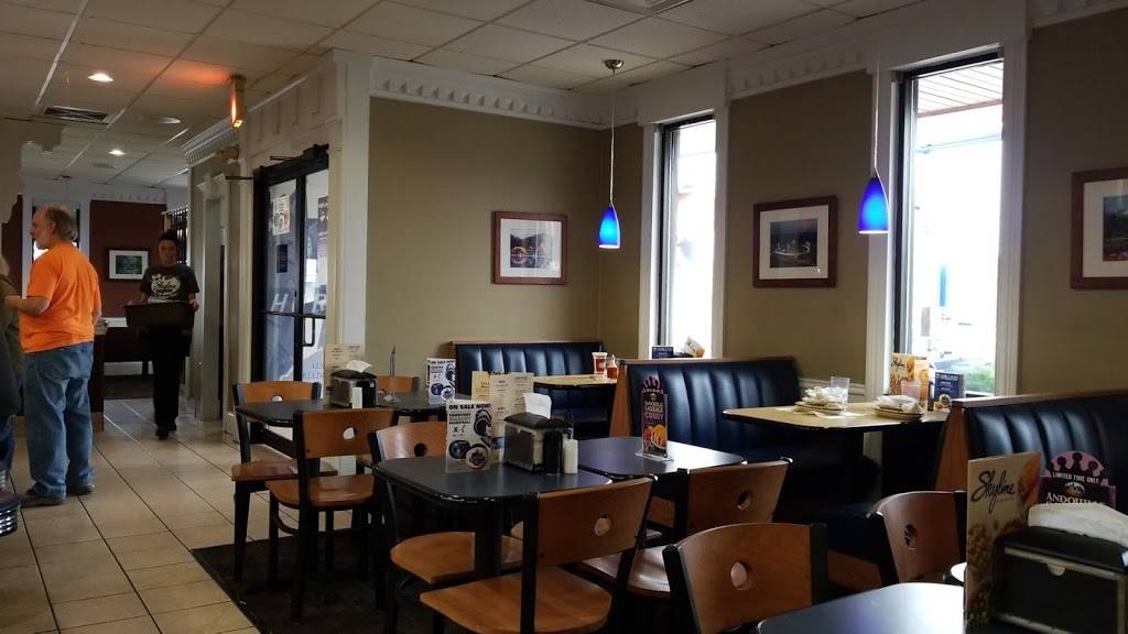 Skyline Chili | restaurant | 8506 Reading Rd, Cincinnati, OH 45215, USA | 5138211800 OR +1 513-821-1800