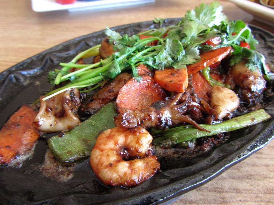 Cids Ma Mon Luk | restaurant | 9182 W Golf Rd, Des Plaines, IL 60016, USA | 8476358281 OR +1 847-635-8281