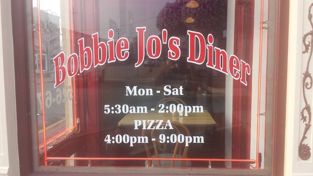 Bobbie Jos Diner | restaurant | 131 E Main Cross St, Edinburgh, IN 46124, USA | 8125266767 OR +1 812-526-6767