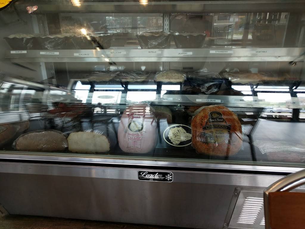 Hot Bagels Brooklyns Finest | bakery | 368 Broad St, Red Bank, NJ 07701, USA | 7328421397 OR +1 732-842-1397