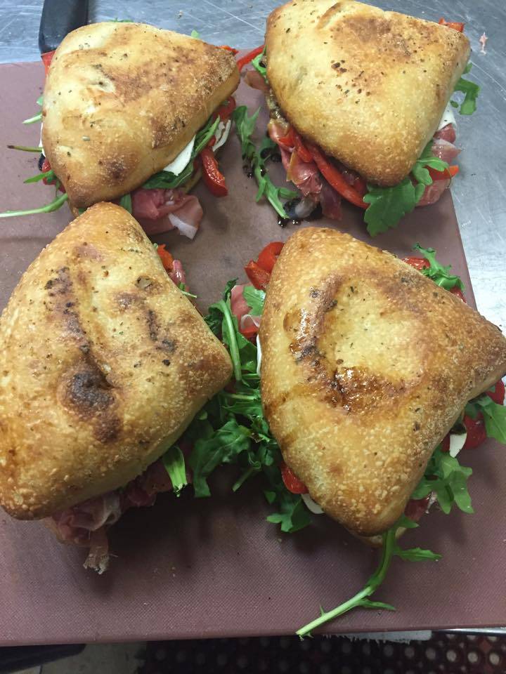 Mias Pizza Shoppe | restaurant | 8424 13th Ave, Brooklyn, NY 11228, USA | 7187591700 OR +1 718-759-1700