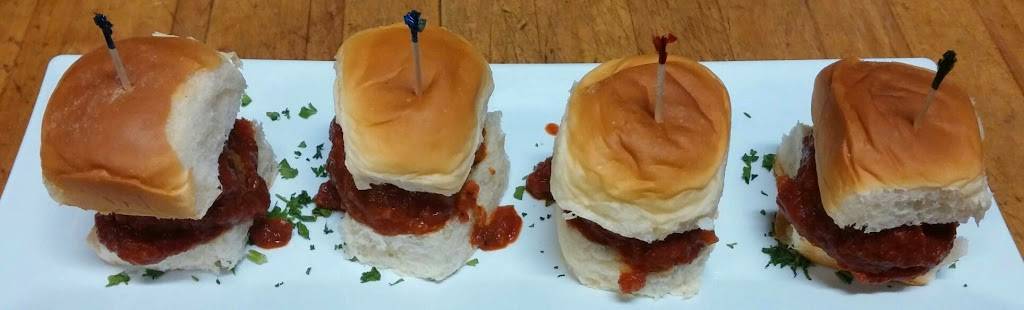 Numero Uno Tavern | meal delivery | 2849, 24335 Victory Blvd C, West Hills, CA 91307, USA | 8189990880 OR +1 818-999-0880