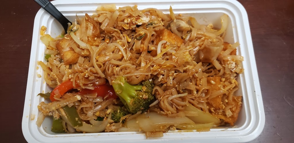 Viet-Thai | restaurant | 8451 Davis Lake Pkwy, Charlotte, NC 28269, USA | 7048177108 OR +1 704-817-7108