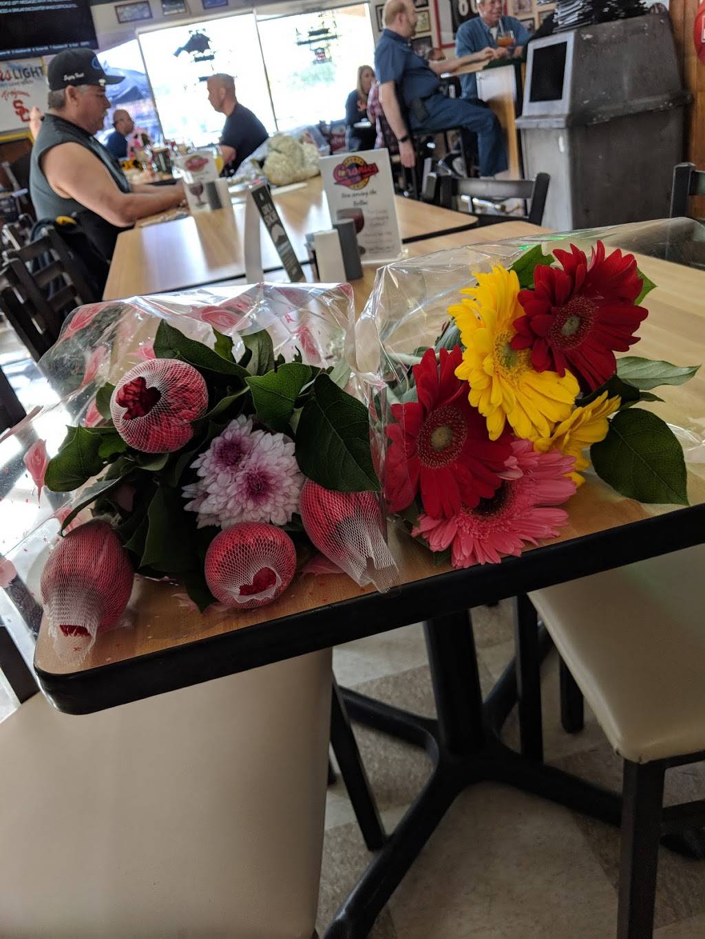 Cronies Sports Grill | restaurant | 370 N Lantana St, Camarillo, CA 93010, USA | 8054825900 OR +1 805-482-5900