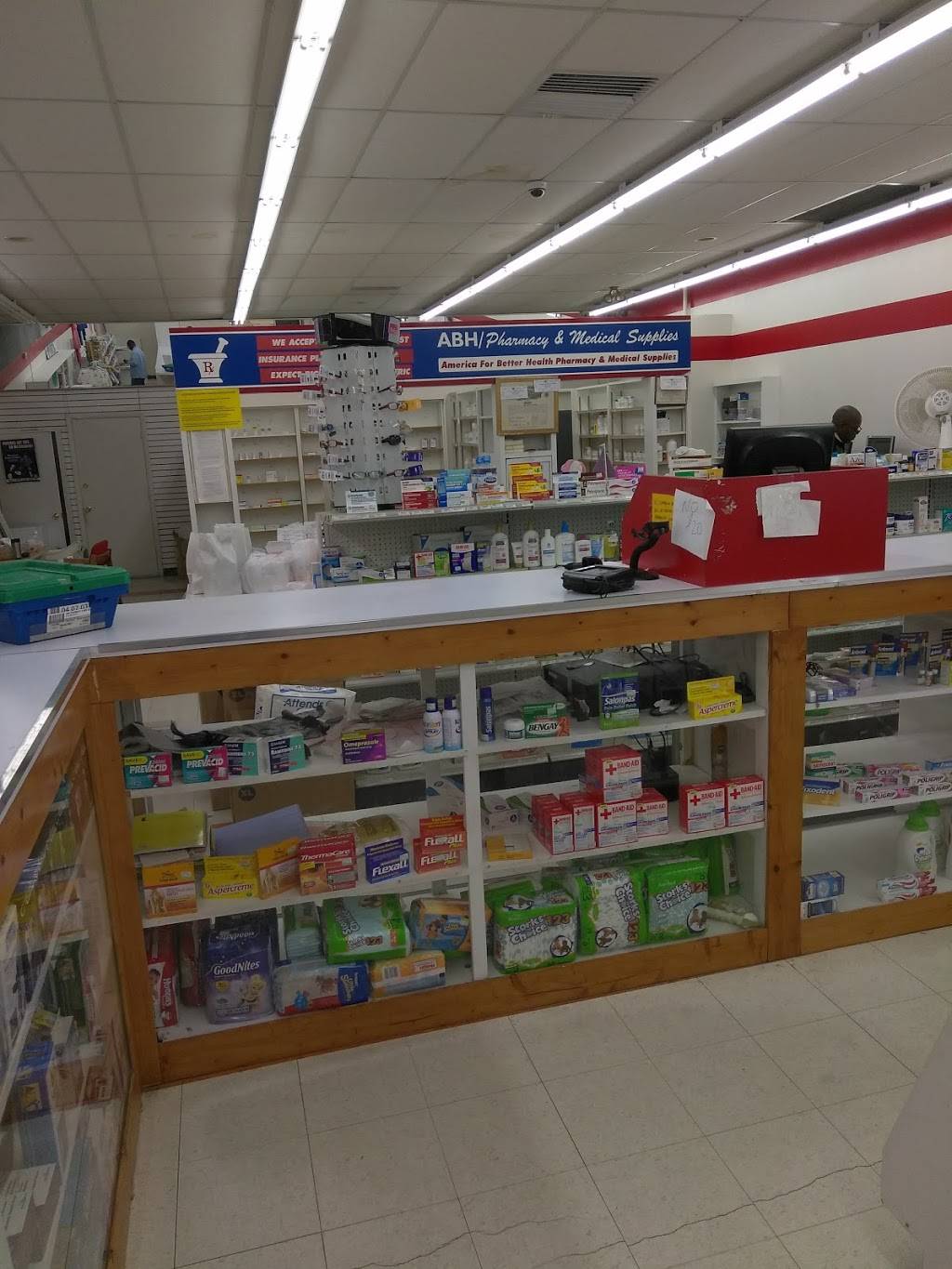 Collins Carryout & Mini Store | meal takeaway | 4043 Frederick Ave, Baltimore, MD 21229, USA | 4106448888 OR +1 410-644-8888