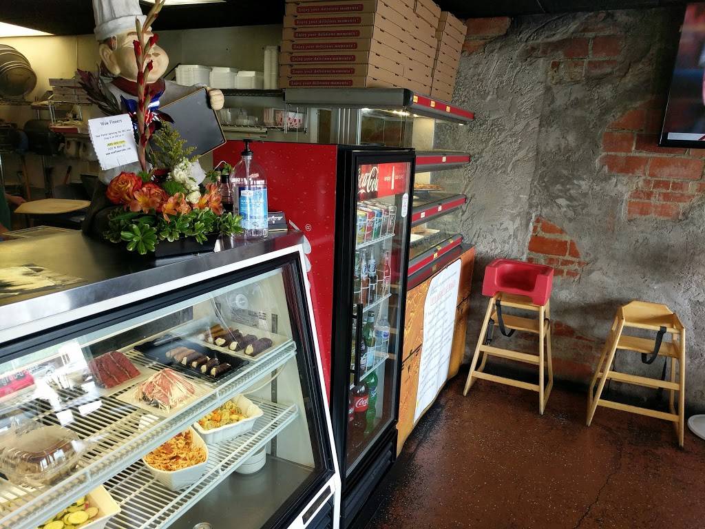 Falcones Pizzeria | restaurant | 6705 N May Ave, Oklahoma City, OK 73116, USA | 4052422222 OR +1 405-242-2222