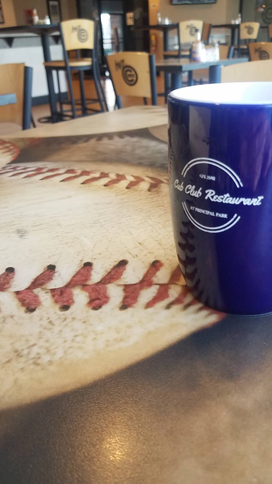 Cub Club Restaurant | restaurant | 1 Line Dr, Des Moines, IA 50309, USA | 5152802656 OR +1 515-280-2656