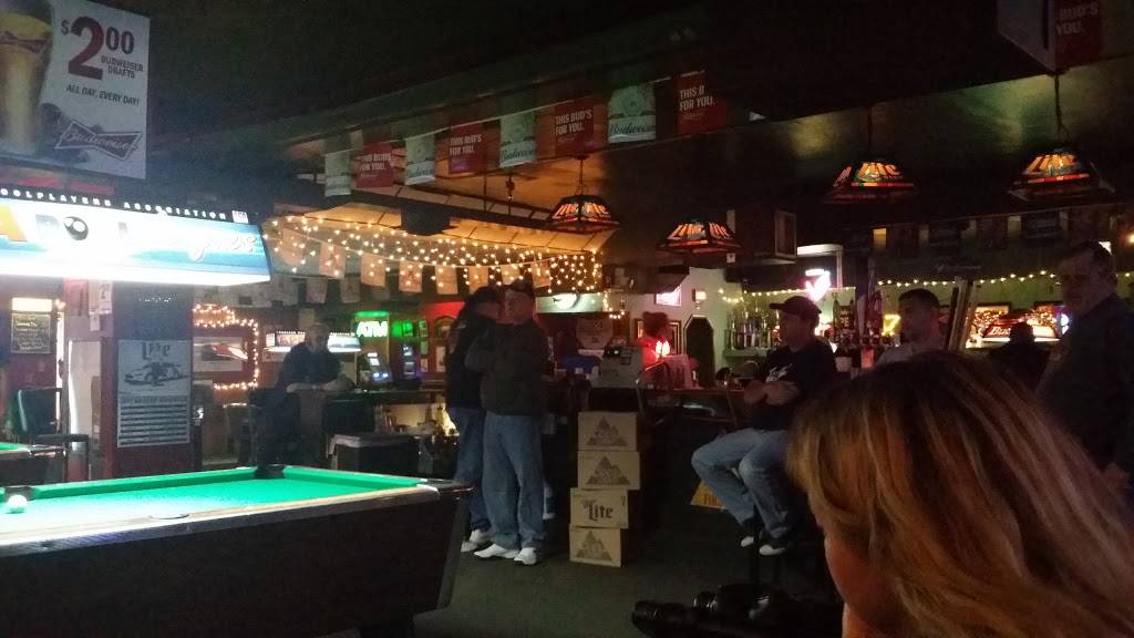 Pockets Restaurant & Tavern | restaurant | 315 S Dupont Hwy, New Castle, DE 19720, USA | 3023288499 OR +1 302-328-8499