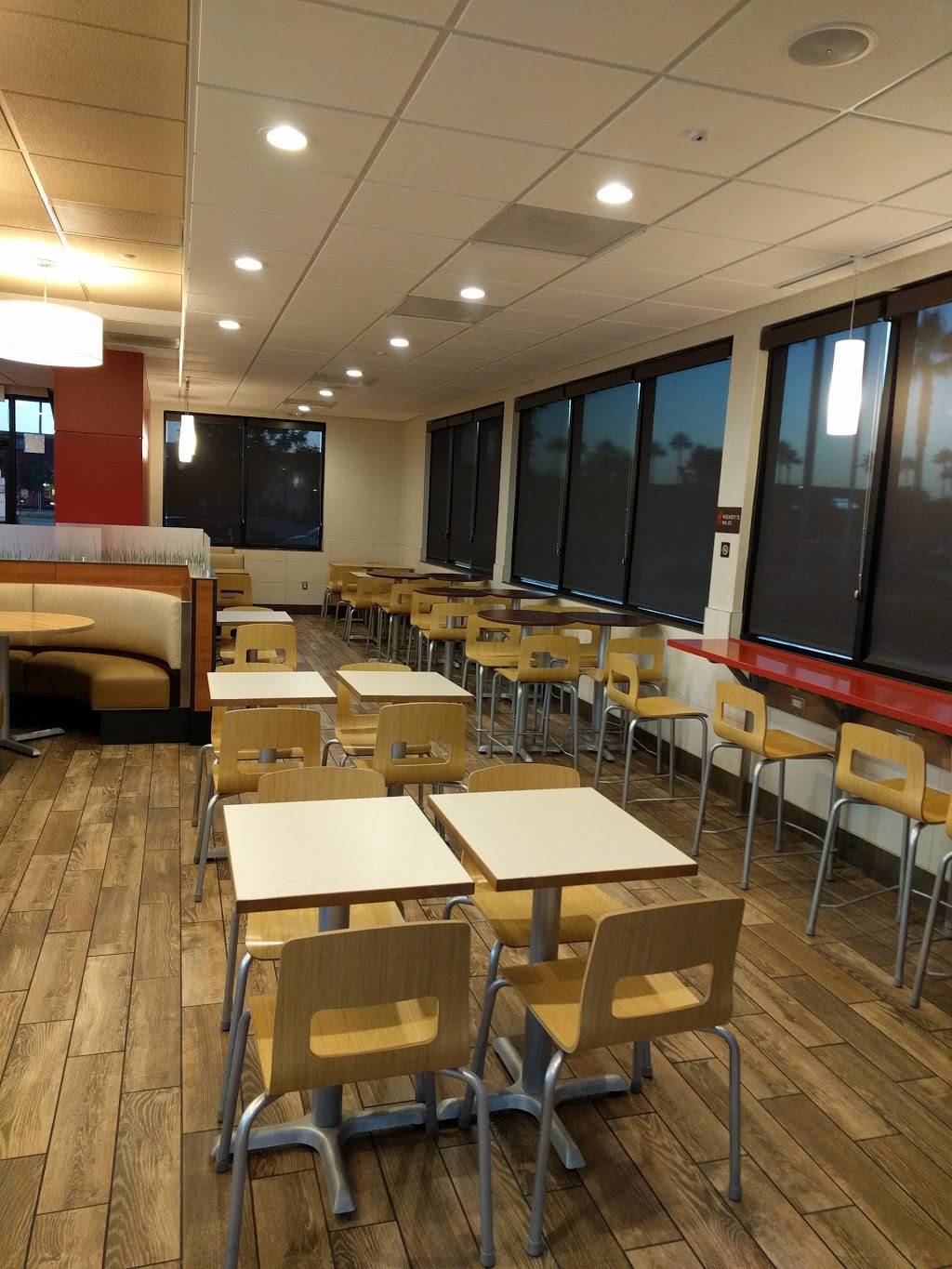 Wendys | restaurant | 63 Technology Dr W, Irvine, CA 92618, USA | 9497277018 OR +1 949-727-7018