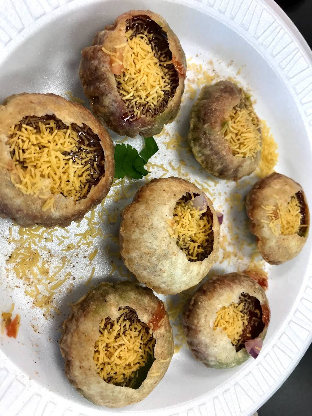 DESI STREET FOOD | restaurant | 2610 Tuckernuck Dr, Henrico, VA 23294, USA | 8045255530 OR +1 804-525-5530