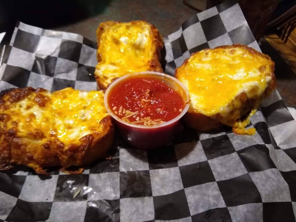 Trappers Bar and Grill | restaurant | 6810 Lake Dr, Lino Lakes, MN 55014, USA | 6517847474 OR +1 651-784-7474