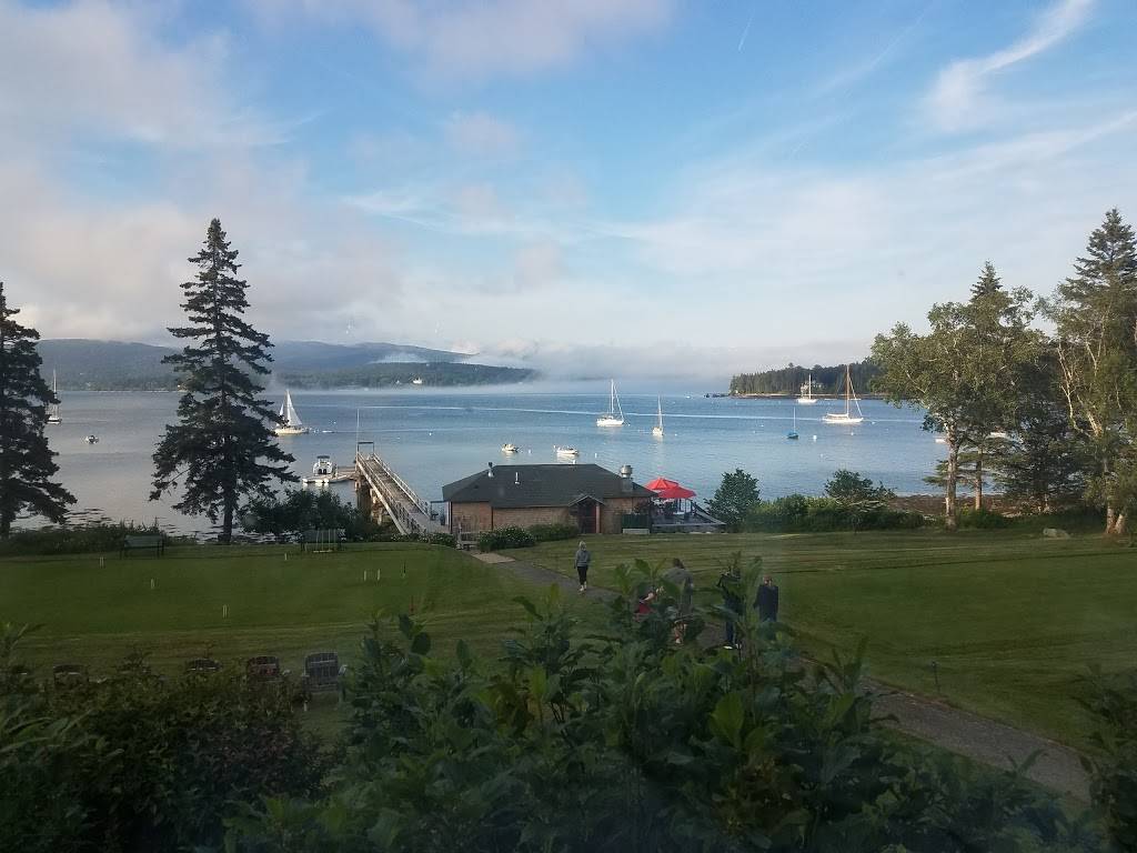 Xanthus Restaurant and Bar | restaurant | 22 Claremont Rd, Southwest Harbor, ME 04679, USA | 8002445036 OR +1 800-244-5036