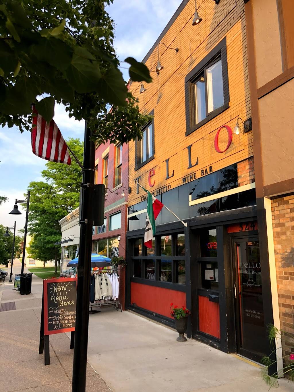 Tello Italian Bistro | restaurant | 524 Phoenix St, South Haven, MI 49090, USA | 2696399898 OR +1 269-639-9898