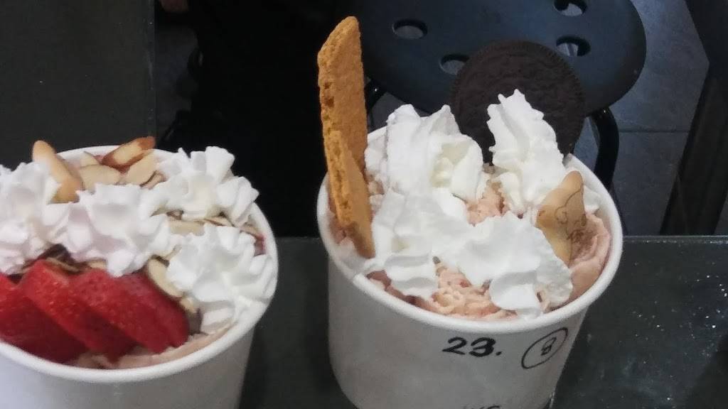 IceSmile Fowler Shopping Center | restaurant | 1510-1526 E Fowler Ave, Tampa, FL 33612, USA | 8137351067 OR +1 813-735-1067