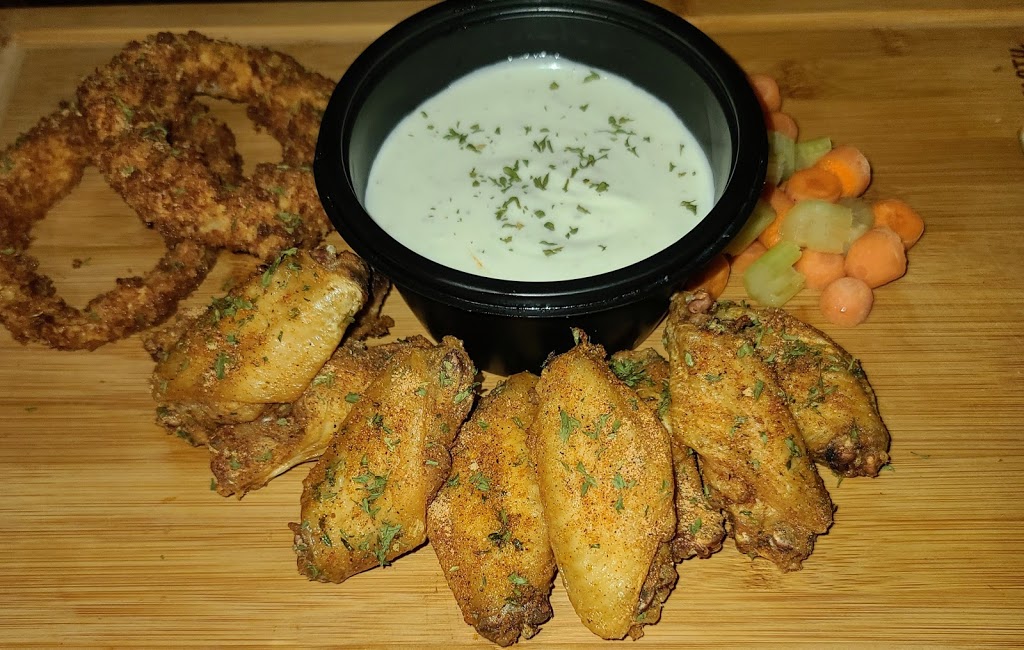 Meakas Royal Food | restaurant | 3217 Knightsbridge Cir, Memphis, TN 38115, USA | 9013649140 OR +1 901-364-9140