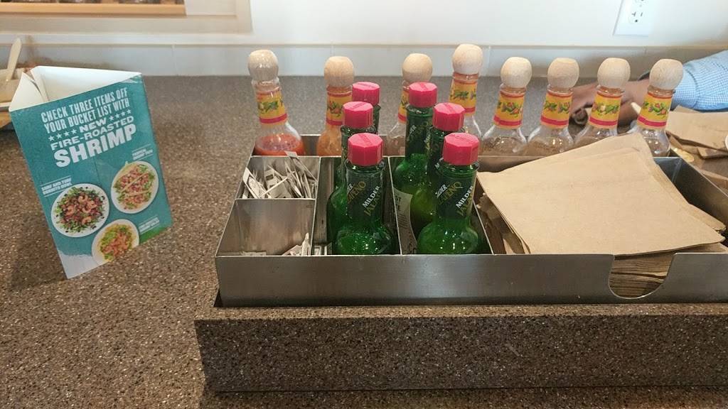 QDOBA Mexican Eats | restaurant | 30 Forbes Rd Space C, Braintree, MA 02184, USA | 7818434111 OR +1 781-843-4111