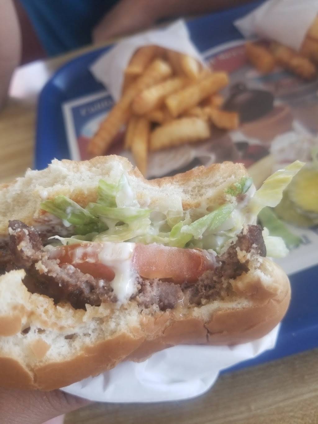 Fosters Freeze | restaurant | 192 S Main St, Porterville, CA 93257, USA | 5597841231 OR +1 559-784-1231