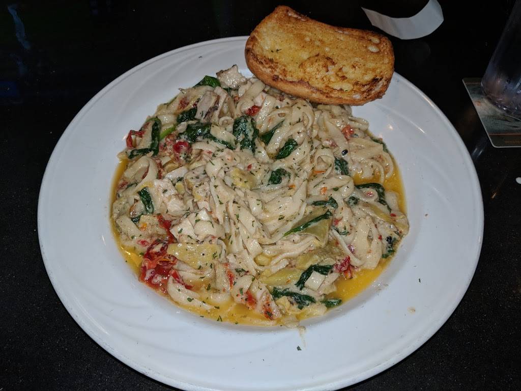 Mequon Pizza Company | restaurant | 12020 N River Rd, Mequon, WI 53092, USA | 2622425917 OR +1 262-242-5917